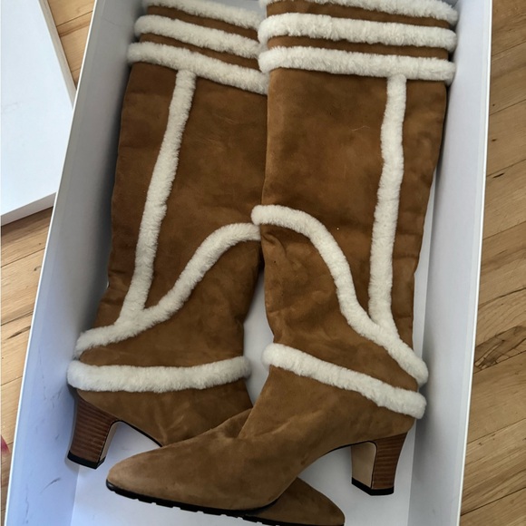 Manolo Blahnik Cluntius Shearling-trimmed Knee Boots - Picture 2 of 5